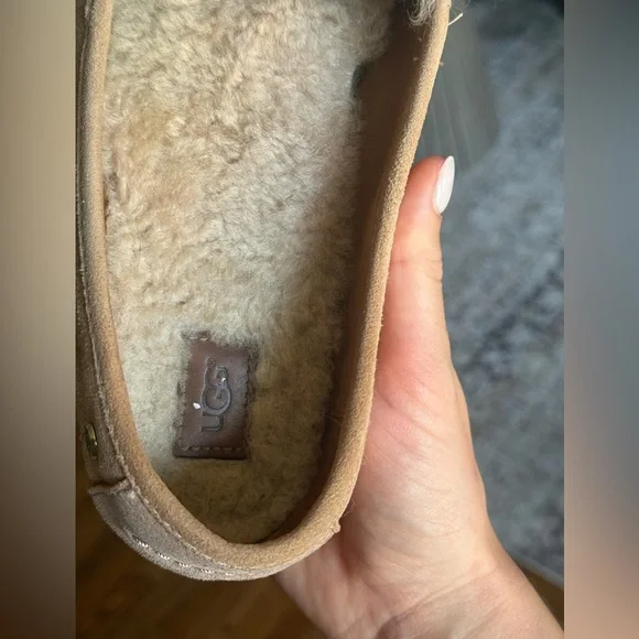 UGG Kaley Wisp Loafers with Fur Lining - Picture 11 of 16